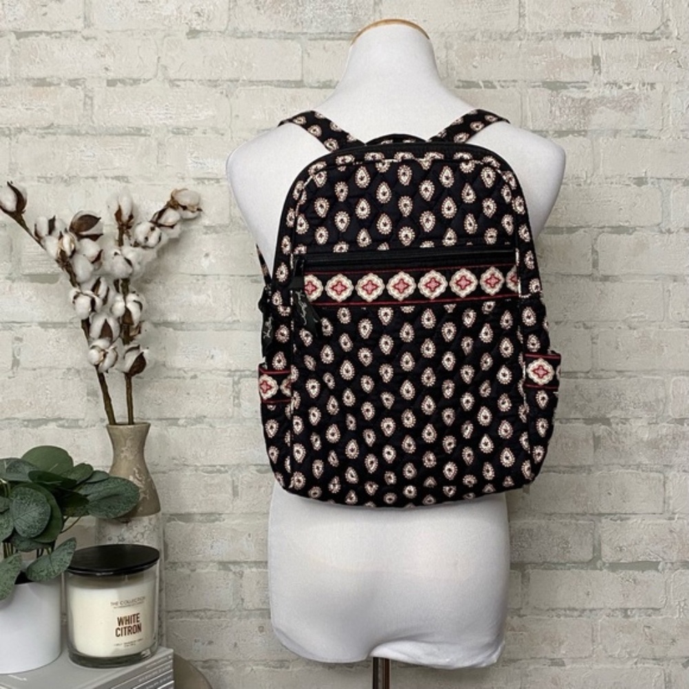 VERA BRADLEY SMALL BACKPACK